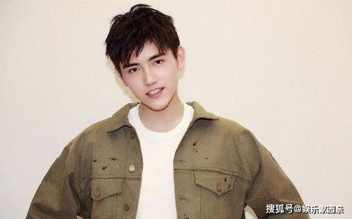 陈飞宇吃瓜娱乐圈图片,揭秘明星幕后生活